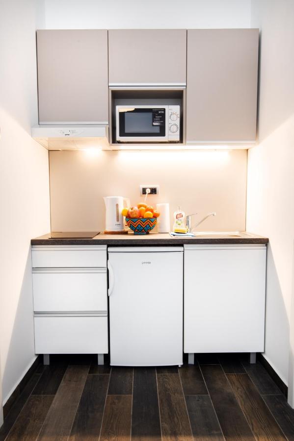 Apartmani Sterija Novi Sad Buitenkant foto
